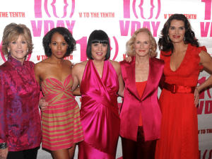 Jane Fonda, Kerry Washington, Eve Ensler, Glenn Close et Brooke Shields, au 10e anniversaire du V-Day