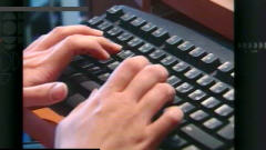Un clavier d'ordinateur