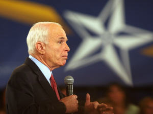 John McCain, à Denver, au Colorado.