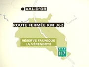 Des Algonquins bloquent la route 117.