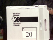 Une urne de vote