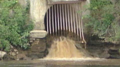 Débordement dans la rivière