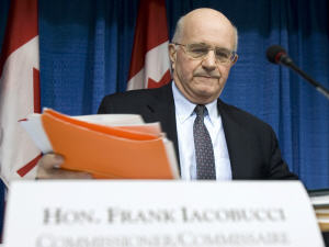 Le juge Frank Iacobucci en mars 2008