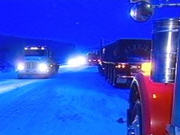 Des camionneurs ont été surpris par la neige
