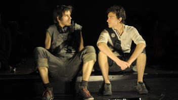 �tienne Pilon et Benoit McGinnis dans Bob