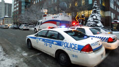 Voitures de police devant l'UQAM