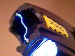 Pistolet Taser X26