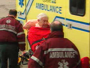 Jean Béliveau était conscient au moment d'être embarqué dans l'ambulance.