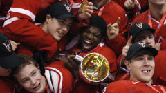 Le Canada , avec P.K. Subban au centre, f�te son triomphe.