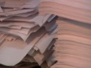 Une pile de documents