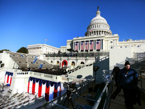 Préparation de la scène pour l'investiture de Barack Obama au Capitole à Washington