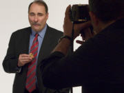David Axelrod... mangeant un biscuit