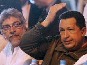 De gauche à droite: Fernando Lugo, Hugo Chavez et Rafael Correa