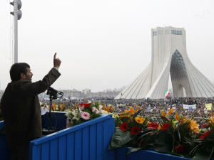 Le président iranien a prononcé un discours à Téhéran pour souligner le 30e anniversaire de la révolution islamique.