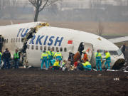 L'avion s'est d�chir�