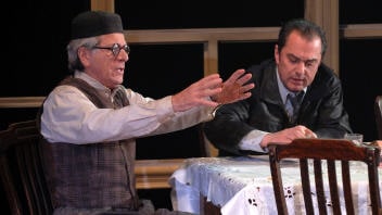 Albert Millaire et Henri Chass�