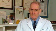 Le professeur David Jenkins