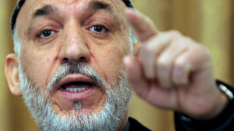 Hamid Karza� en conf�rence de presse le 4 avril 2009