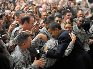 Barack Obama s'est rendu à la base de Camp Victory, située près de l'aéroport international de Bagdad