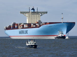 La société Maersk est spécialisée dans le transport de conteneurs.
