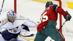 Andrew Brunette devant Pekka Rinne