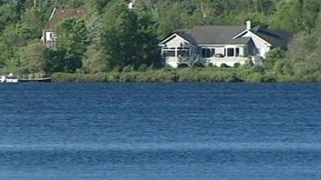 Maison riveraine du lac Saint-Charles