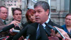Le ministre qu�b�cois de la Sant� Yves Bolduc