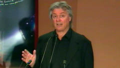 Jean-Guy Chaput s'explique devant la presse sur sa gestion de la SODEC.