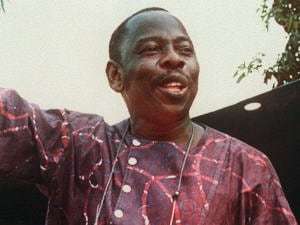 L'écrivain Ken Saro-Wiwa, qui a été pendu le 10 novembre 1995.