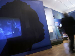 Exposition sur l'esclavage à New York tenue en 2005-2006