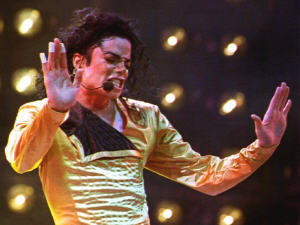 Michael Jackson lors d'un concert à Bangkok, en Thailande, lors de la tournée dangerous en août 1993.