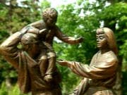 Statues de Leo Mol
