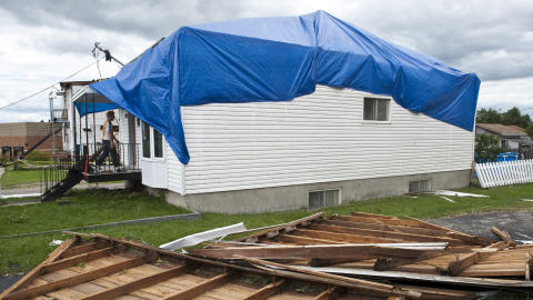La tornade a caus� beaucoup de d�g�ts � Mont-Laurier.