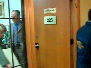 Une perquisition aux bureaux de Hershey Rosen