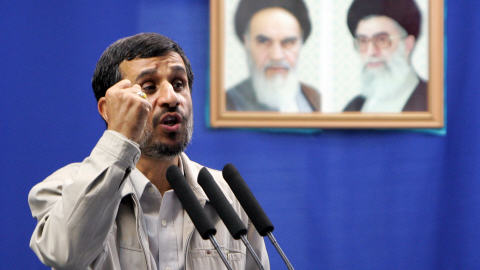 Mahmoud Ahmadinejad, lors de son discours à l'Université de Téhéran.