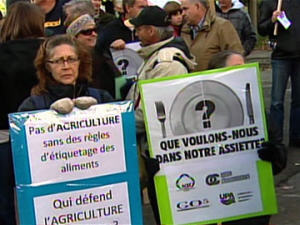 Les agriculteurs manifestent en ville