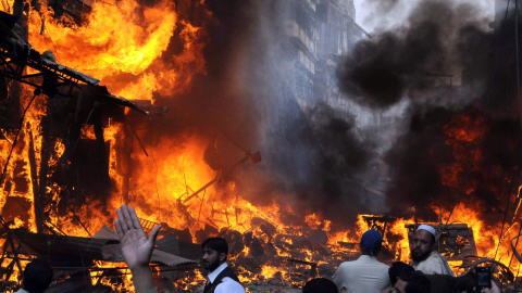 Autre flamb�e de violence au coeur de Peshawar, il y a quelques jours seulement