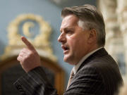 Le ministre Laurent Lessard � l'Assembl�e nationale en juin 2009