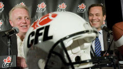 Jeff Hunt et Mark Cohon, commissaire de la LCF
