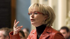 La ministre Julie Boulet à l'Assemblée nationale, le 18 novembre 2009
