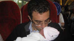 Maziar Bahari a �t� lib�r� juste � temps pour la naissance de sa fille.