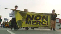 Manifestation contre l'uranium � Sept-�les (archives)