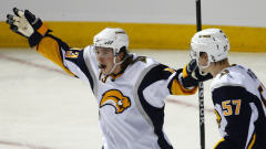 Tim Kennedy et Tyler Myers