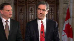 Le d�put� lib�ral David McGuinty et le chef lib�ral Michael Ignatieff
