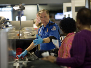 Contrôles resserrés à l'aéroport de Dallas