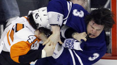 Arron Asham et Garnet Exelby