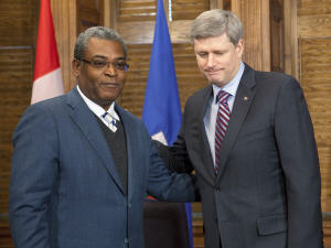 Le premier ministre d'Haïti, Jean-Max Bellerive et son homologue canadien, Stephen Harper.