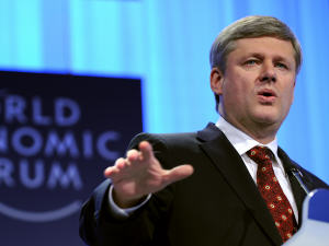 Stephen Harper prononce un discours à Davos