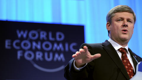 Stephen Harper prononce un discours à Davos Stephen Harper prononce un discours à Davos