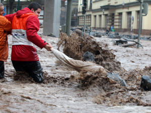 Des inondations et des glissements de terrain ont fait au moins 40 morts et une centaine de blessés à Madère